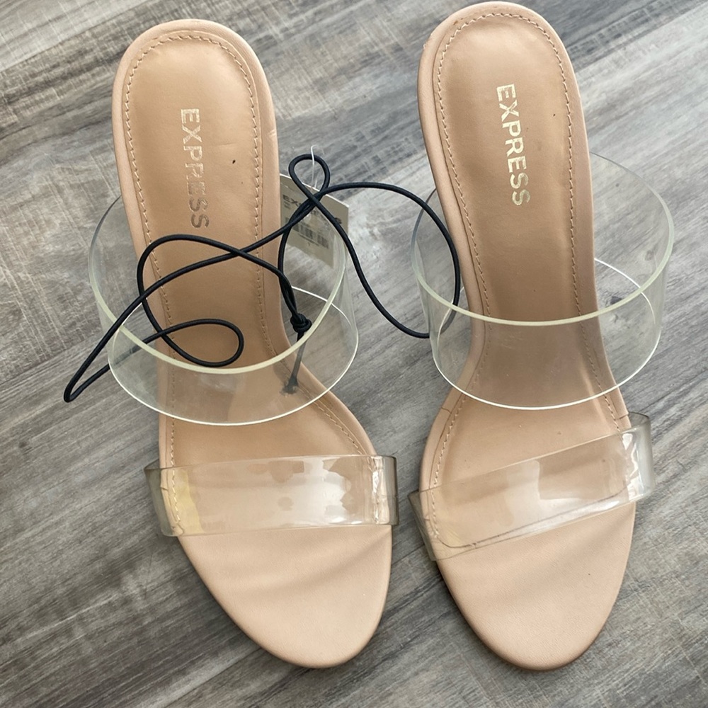 Express heels